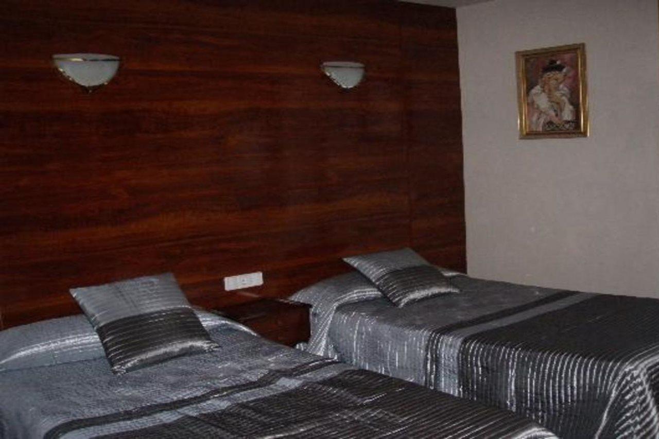 Hotel Or Blanc Espot Esterno foto