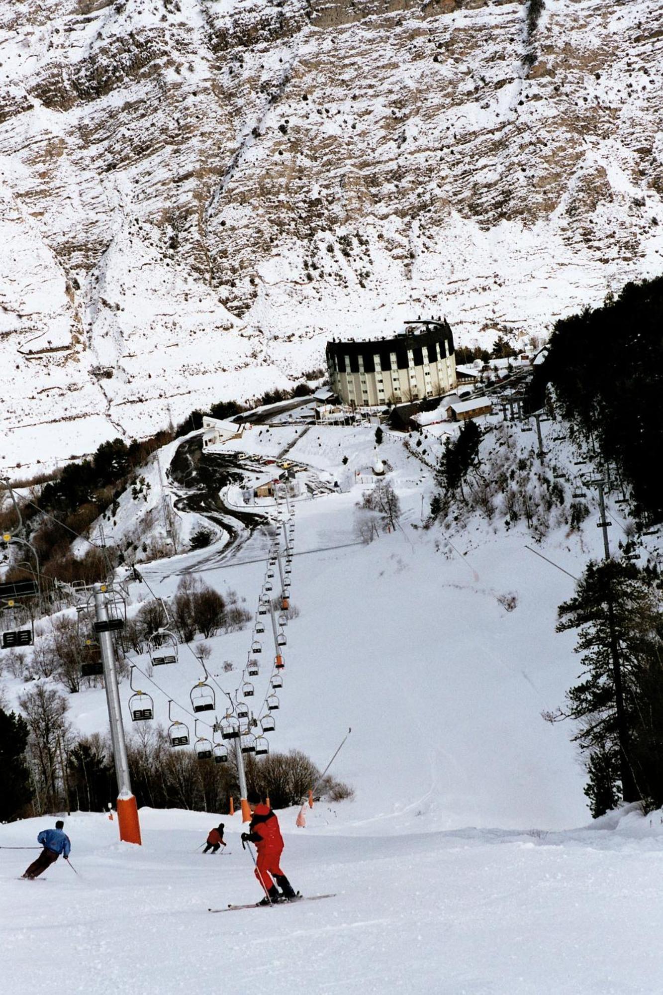 Hotel Or Blanc Espot Esterno foto