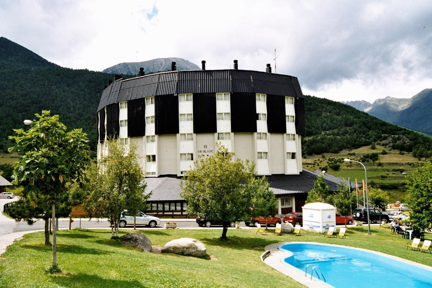 Hotel Or Blanc Espot Esterno foto